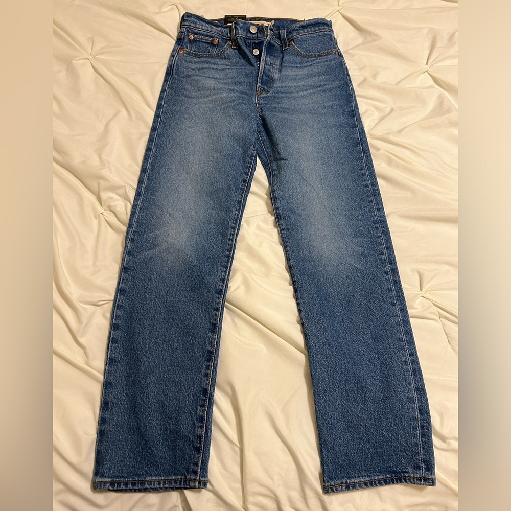 Women’s petite high waisted, straight leg, Levi jeans